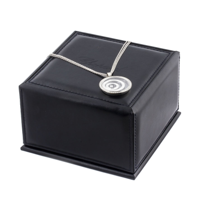 Ювелирное изделие Chopard  
Happy Diamonds подвеска