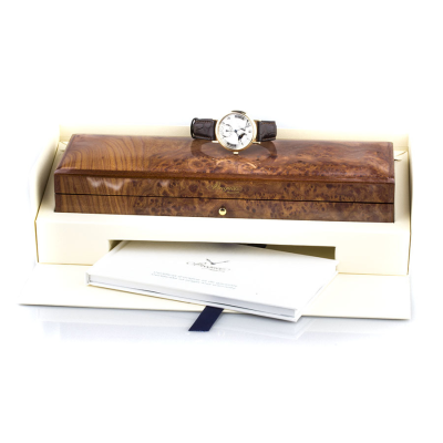Швейцарские часы Breguet  Classique 
Power Reserve Mans Watch