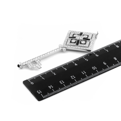 Ювелирное изделие Tiffany & Co  
Key Maxi подвеска