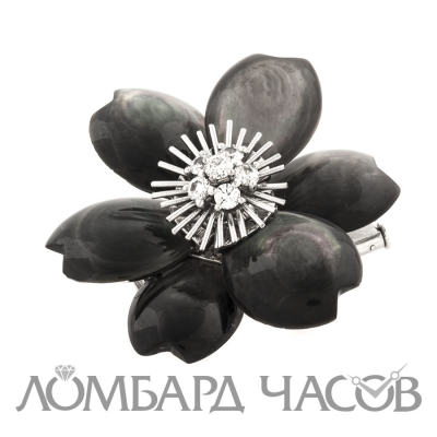 Ювелирное изделие Van Cleef & Arpels  
Rose de Noel Medium подвеска-брошь