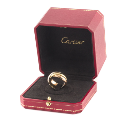 Ювелирное изделие Cartier  
Trinity XXL кольцо