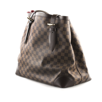 Аксессуар Louis Vuitton  
сумка
