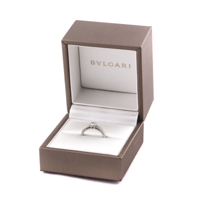 Ювелирное изделие Bvlgari  кольцо с бриллиантом 0.35 ct.