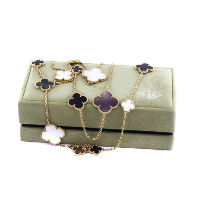 Ювелирное изделие Van Cleef & Arpels  
Magic Alhambra 16 motifs ожерелье