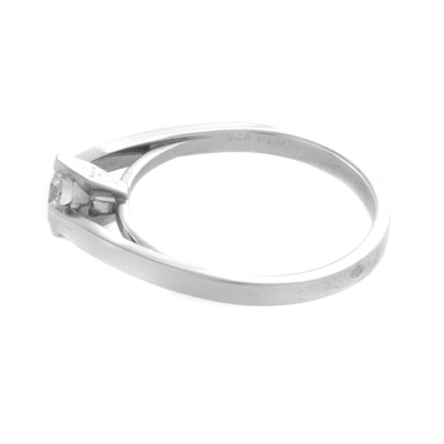 Ювелирное изделие Van Cleef & Arpels  
кольцо из платины 0,43 карата