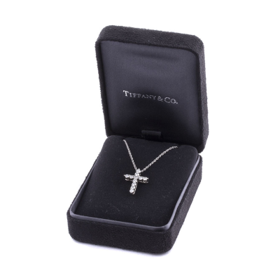 Ювелирное изделие Tiffany & Co  
Cross Pendant Small Size Platinum