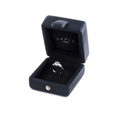 Ювелирное изделие Graff  Ring With 
White Diamond 1.56 ct ( D / IF )