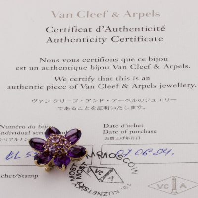 Ювелирное изделие Van Cleef & Arpels  Hawaii брошь-подвеска