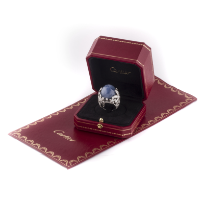 Ювелирное изделие Cartier  Anello Rign 
с сапфиром 73.0 ct и бриллиантами