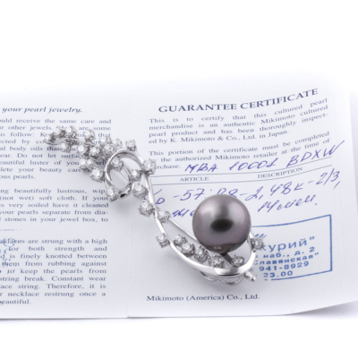 Ювелирное изделие Mikimoto  Exclusive
брошь