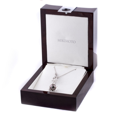 Ювелирное изделие Mikimoto  Exclusive
брошь