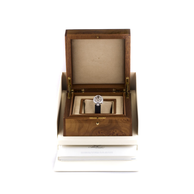 Швейцарские часы Breguet  Reine de Naples Mother of Pearl Dial
