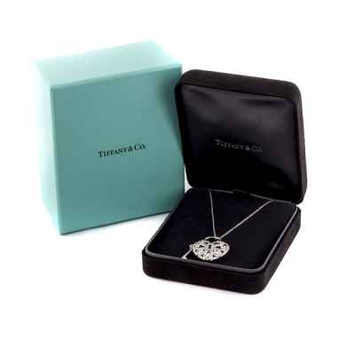 Ювелирное изделие Tiffany & Co  Filigree Heart Pendant with Key