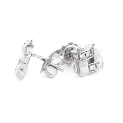 Ювелирное изделие Tiffany & Co  пусеты
с бриллиантами