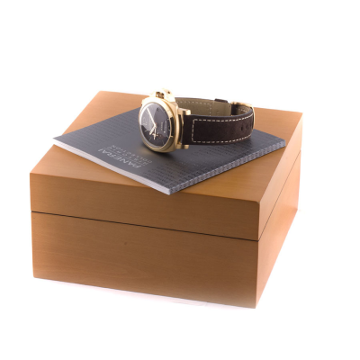 Швейцарские часы Panerai  Luminor 1950 8 Days GMT ORO ROSA