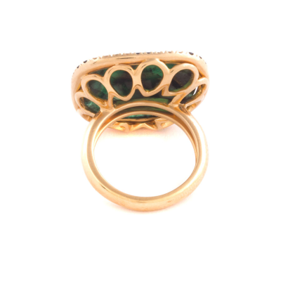 Ювелирное изделие Junder & Co  кольцо с 
изумрудом 9.0 ct. и бриллиантами