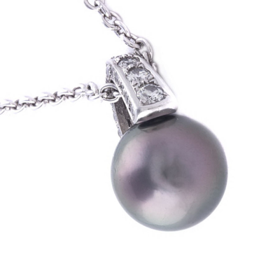 Ювелирное изделие Mikimoto  подвеска из 
 платины