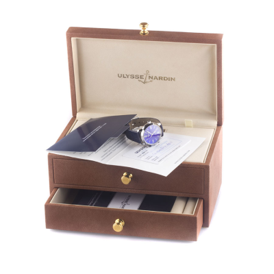 Швейцарские часы Ulysse Nardin  CLassic Automatic 32 mm