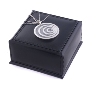 Ювелирное изделие Chopard  Happy Spirit Pendant Maxi
