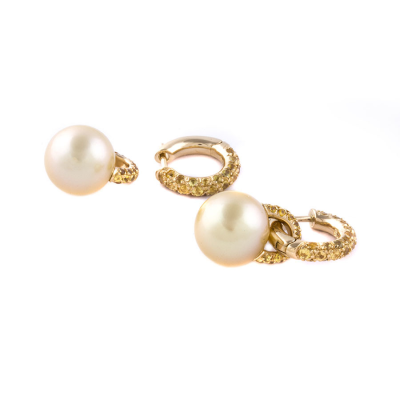 Ювелирное изделие Mikimoto  серьги с жемчугом и желтыми сапфирами