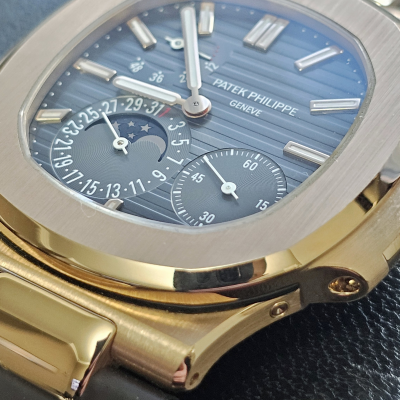 Швейцарские часы Patek Philippe Nautilus 5712