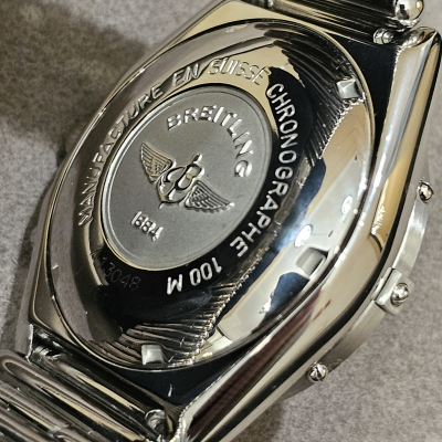 Швейцарские часы Breitling Chronomat