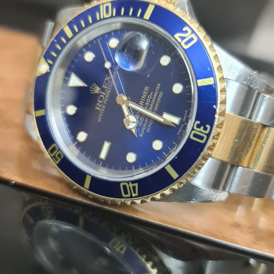 Швейцарские часы Rolex Submariner 16613 Blue Dial
