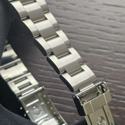 Швейцарские часы Rolex Explorer II