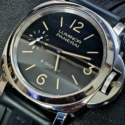 Швейцарские часы Panerai Luminor
