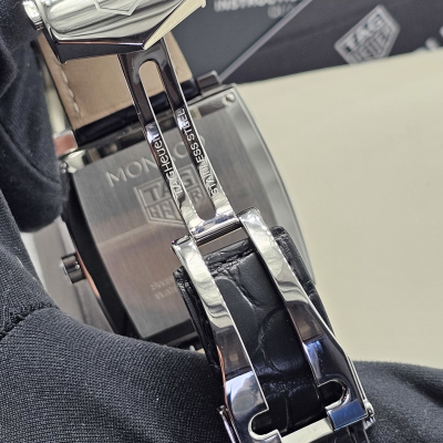 Швейцарские часы Tag Heuer Monaco