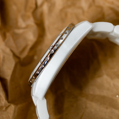 Швейцарские часы Chanel J-12 Ceramic 38 mm