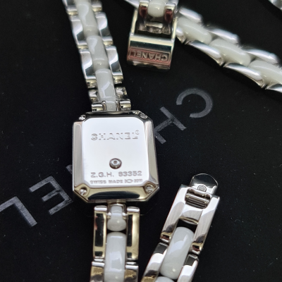 Швейцарские часы Chanel Première Mini