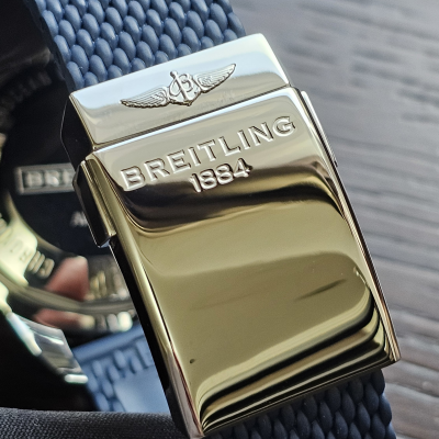 Швейцарские часы Breitling Superocean Heritage II