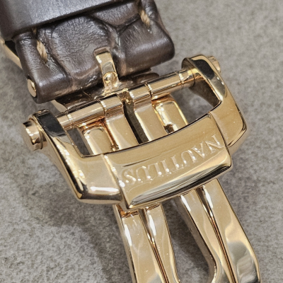 Швейцарские часы Patek Philippe Nautilus 5712