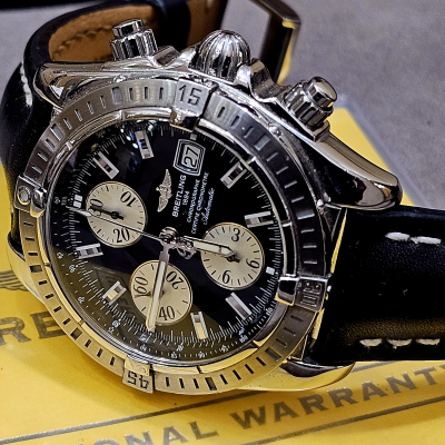 Швейцарские часы Breitling Chronomat Evolution Швейцарские часы Breitling Chronomat Evolution