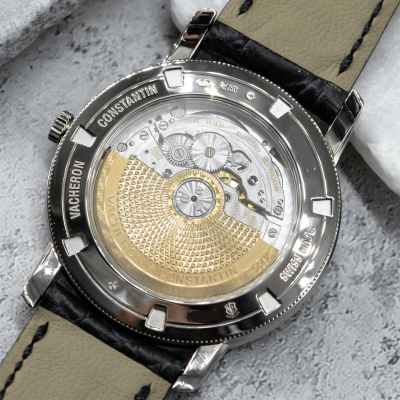 Швейцарские часы Vacheron Constantin Traditionnelle Date Self-Winding
