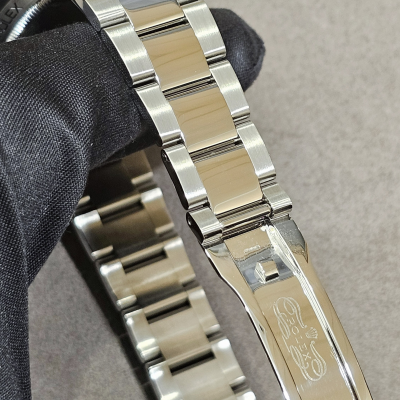 Швейцарские часы Rolex Milgauss 40mm Steel