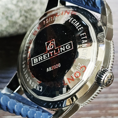 Швейцарские часы Breitling Superocean Heritage