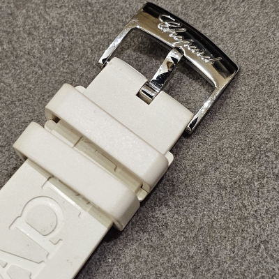 Швейцарские часы Chopard Happy Sport Snowflake