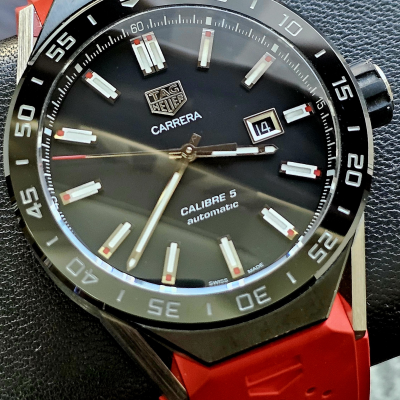 Швейцарские часы Tag Heuer Calibre 5