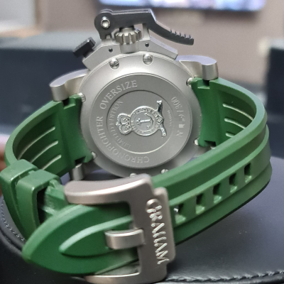 Швейцарские часы Graham Chronofighter Oversize Titanium SAS
