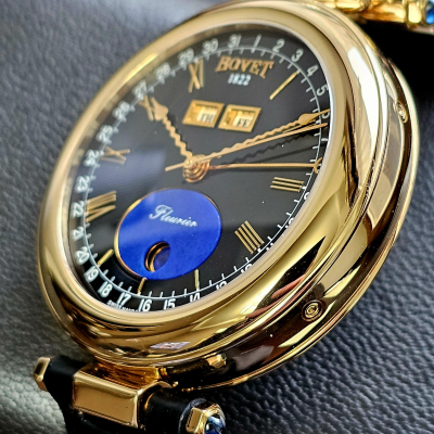 Швейцарские часы Bovet Amadeo Fleurier Complications 42 Triple Date