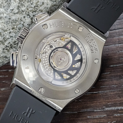 Швейцарские часы Hublot Classic Fusion Chronograph