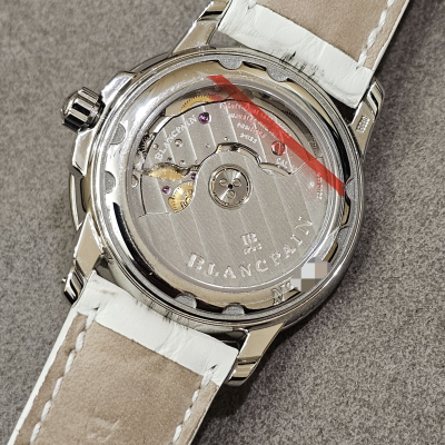 Швейцарские часы Blancpain Women Ultraplate