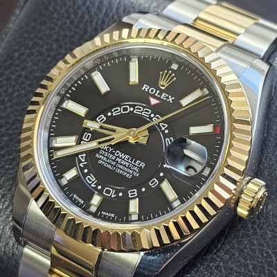 Швейцарские часы Rolex Sky-Dweller 42 mm