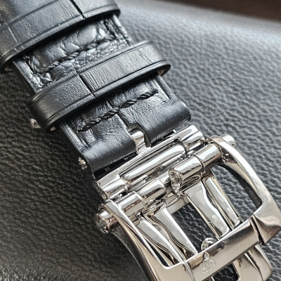 Швейцарские часы Ulysse Nardin Dual Time GMT Big Date