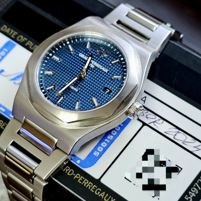 Швейцарские часы Girard-Perregaux Laureato Quartz 34mm