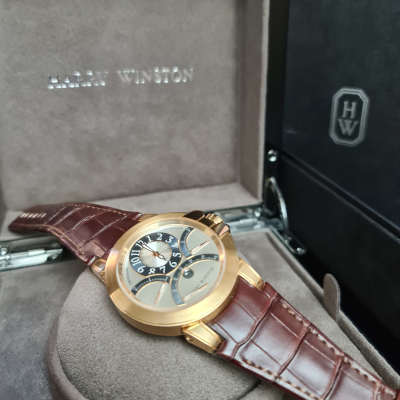 Швейцарские часы Harry Winston Ocean Triple Retrograde Chronograph
