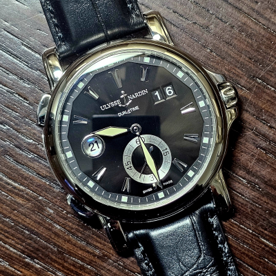 Швейцарские часы Ulysse Nardin GMT Big Date 42 mm