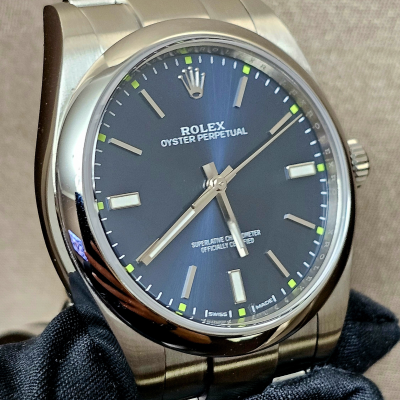 Швейцарские часы Rolex OYSTER PERPETUAL 39MM